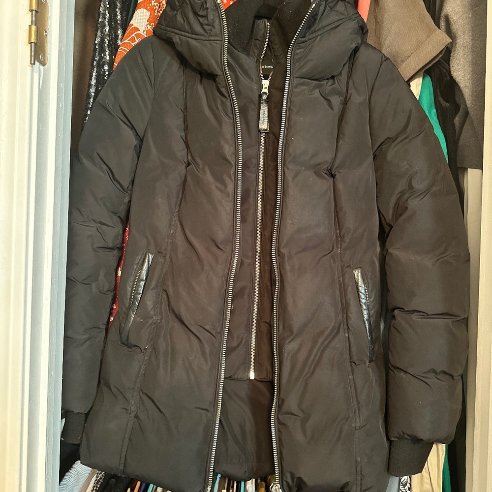 Makage Down Coat